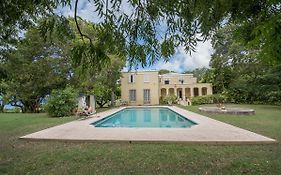 Colleton Great House